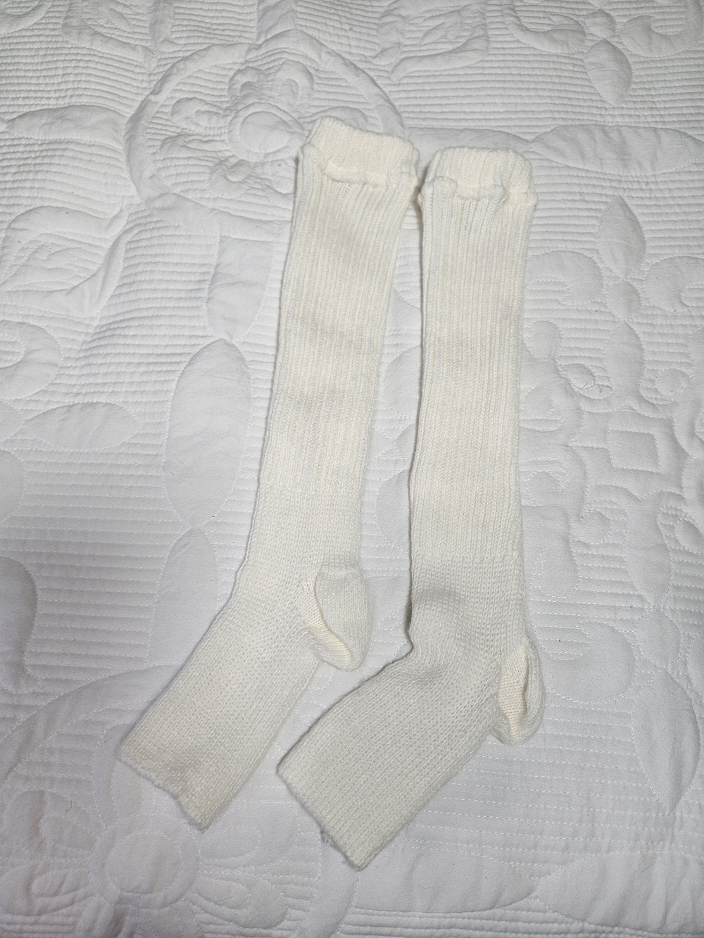 Men's Cream Knee-High Socks